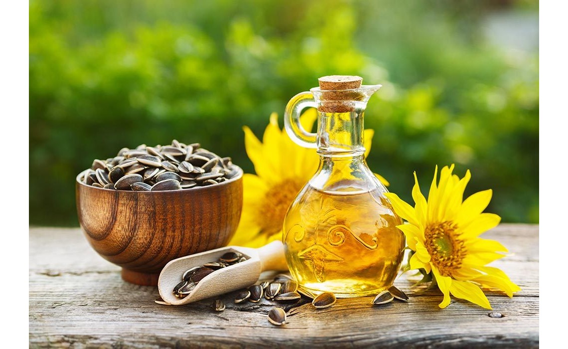 Golden Goodness: Unveiling the Benefits of Sunflower Oil