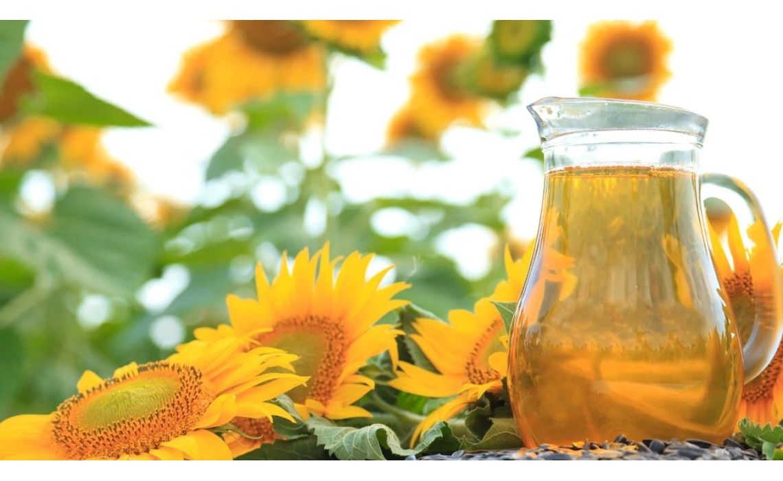 Wood-Pressed Magic: Unlocking the Essence of NaatiGrains Sunflower Oil