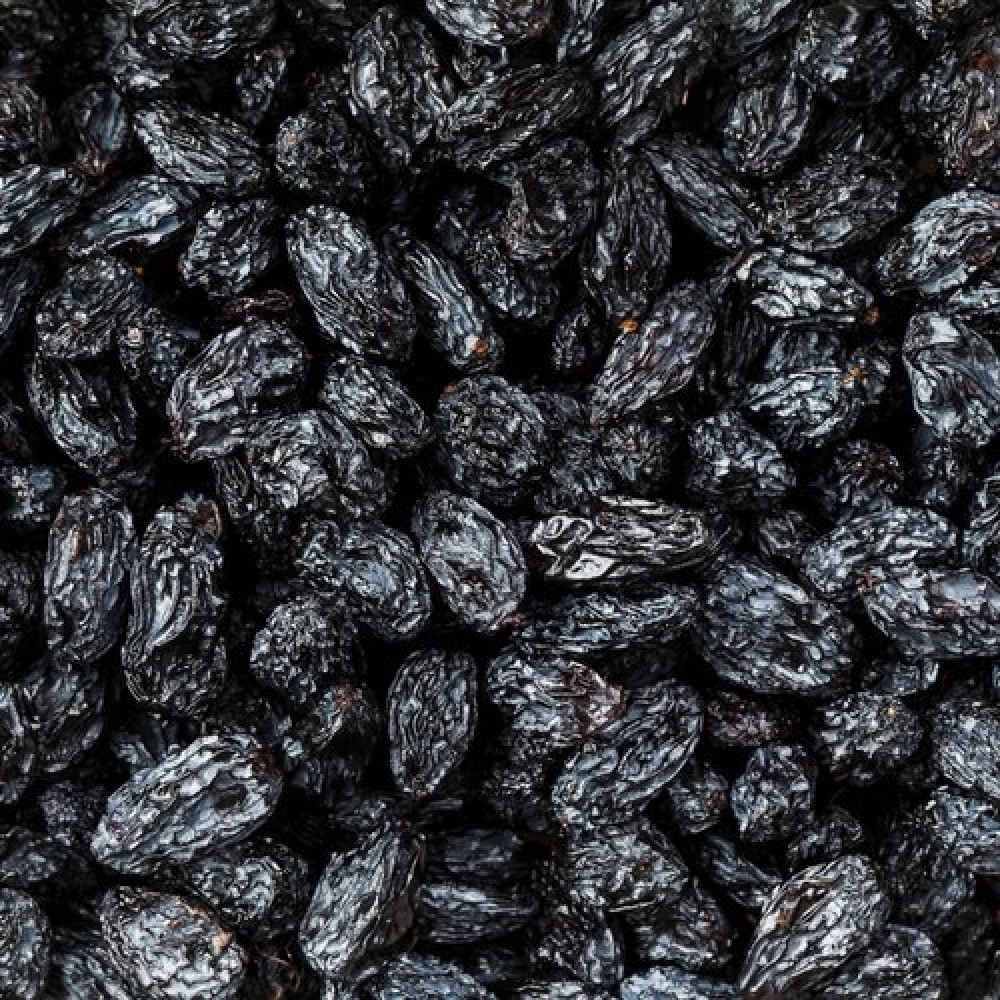 Top 7 Health Benefits Of Black Raisins
